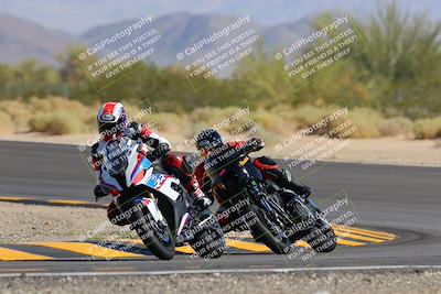 media/Oct-08-2022-SoCal Trackdays (Sat) [[1fc3beec89]]/Turn 10 (945am)/